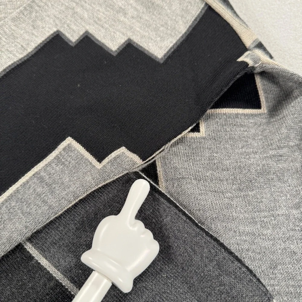 Tundra Sweater Geometric Colorblock Large Grey Black Merino Wool Canada Made